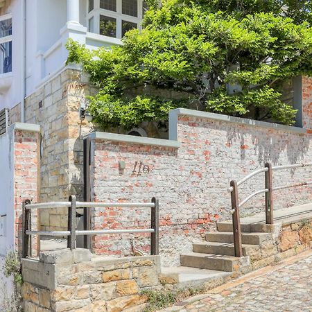 Behr Road Apartment With Sea View Patio Cape Town Exterior photo